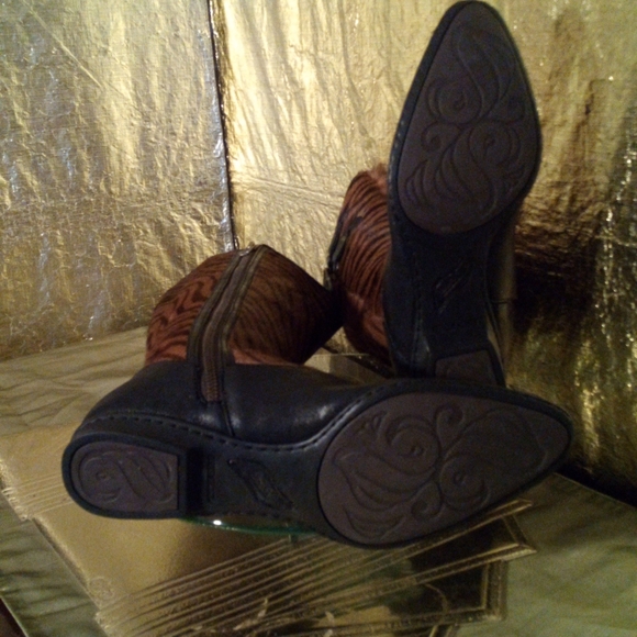 Born Leather boots - Picture 2 of 10